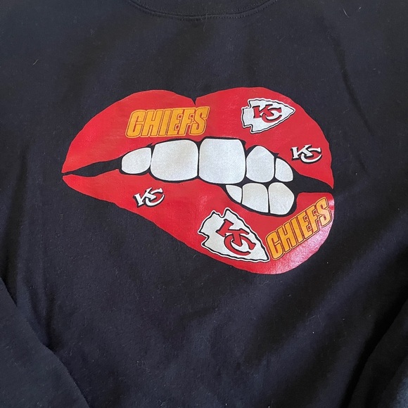 Kansas City chiefs graphic crewneck size large - Picture 2 of 5